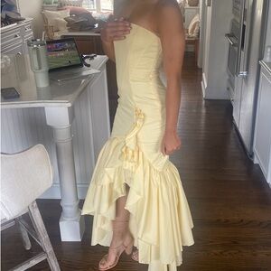 Beautiful spring dress perfect wedding guest prom or a formal